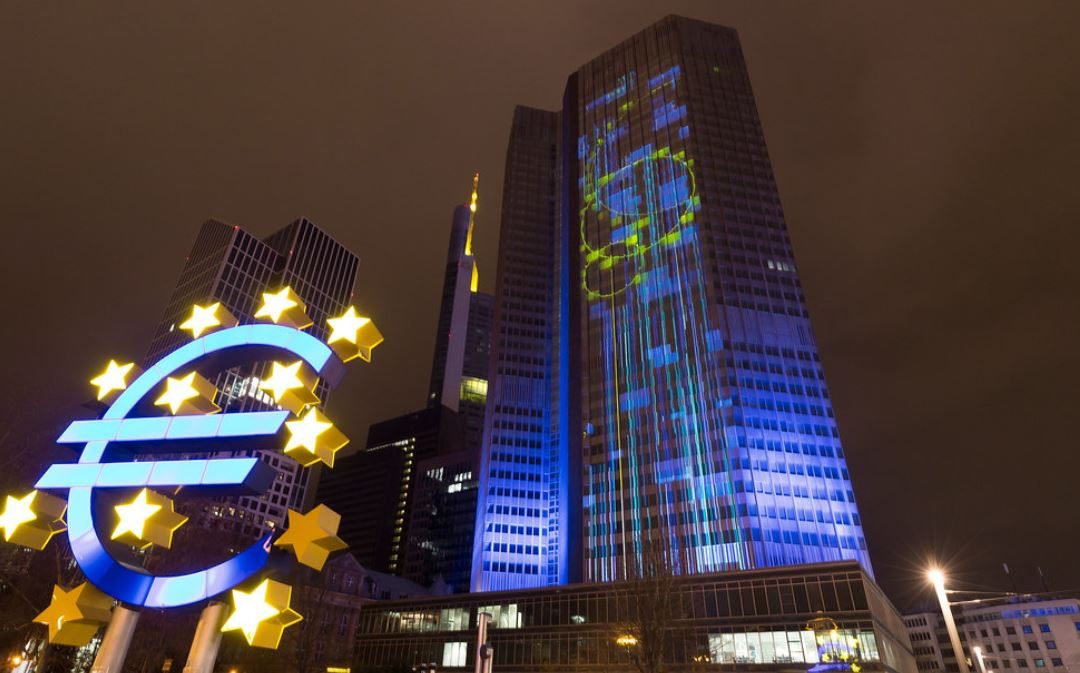 PERCHÉ BITCOIN NON PIACE ALLE BANCHE CENTRALI